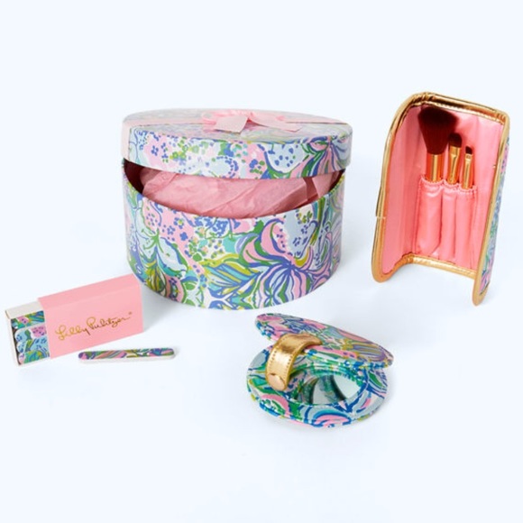 NWT Lilly Pulitzer Gift Set | Multi Feline Good - Picture 2 of 5